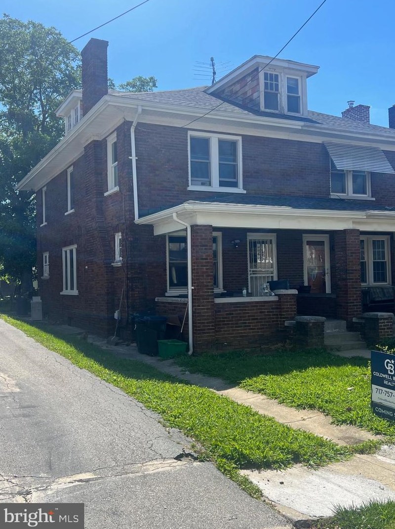 40 Hartman St, York, PA 17403-1202
