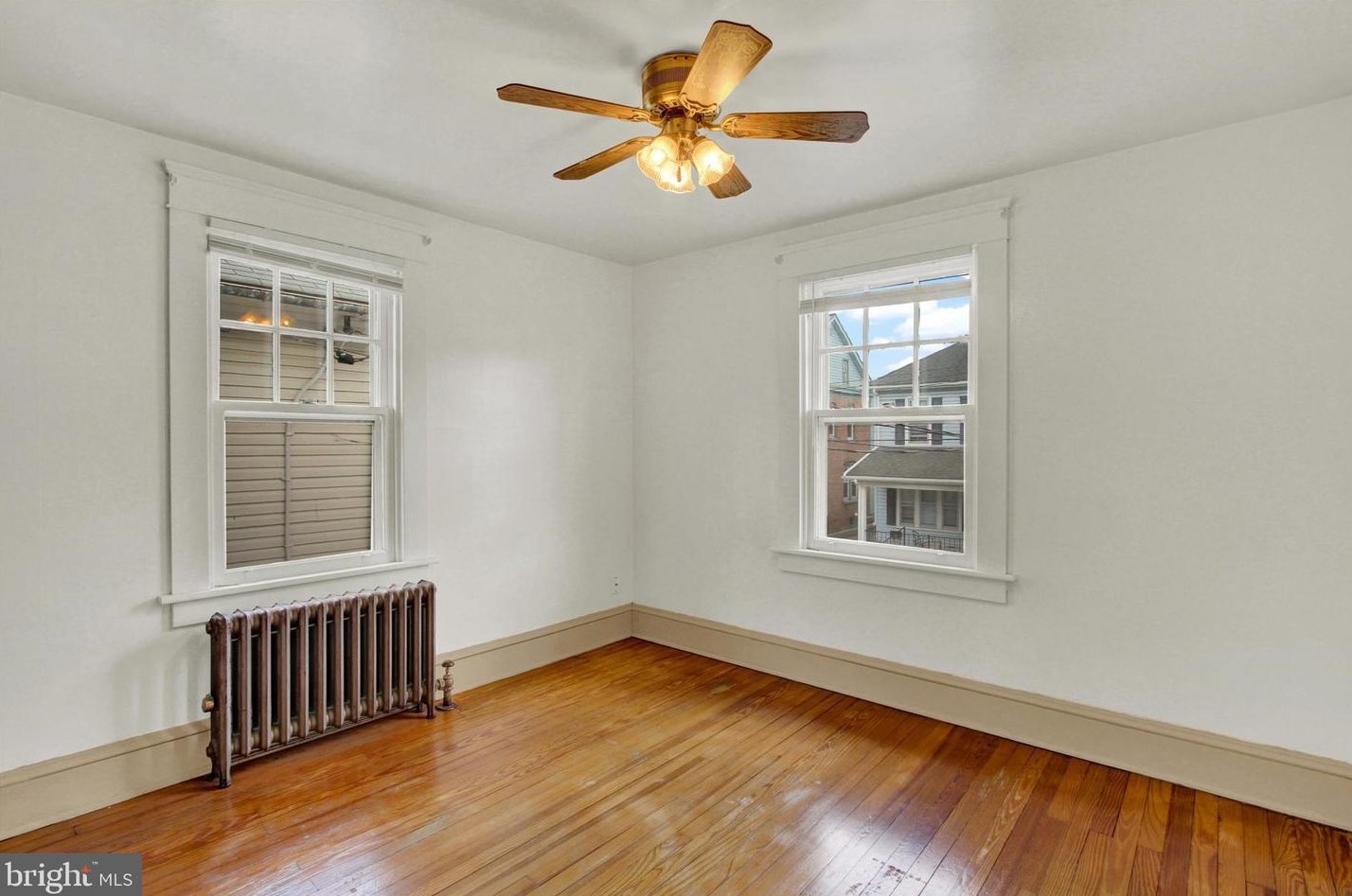 234 Chestnut St, Hanover PA 17331-2249 exterior