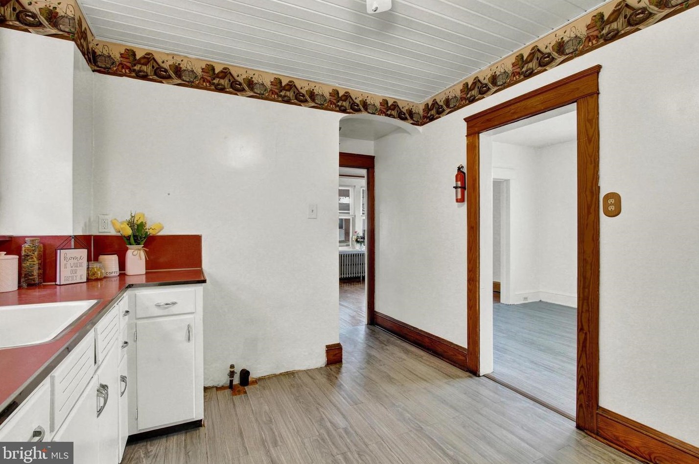 234 Chestnut St, Hanover PA 17331-2249 exterior