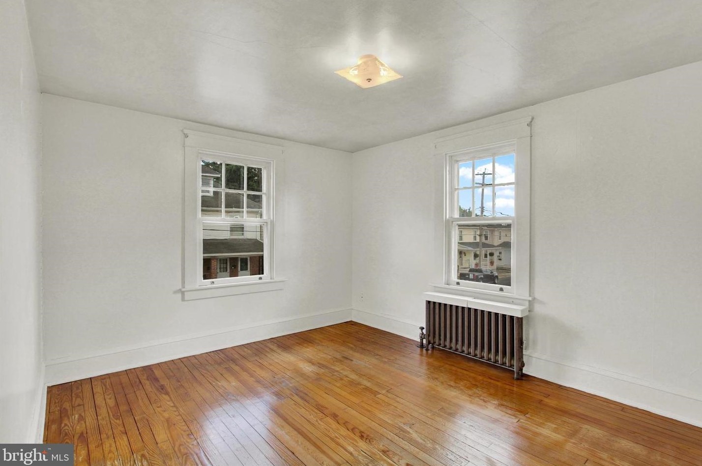 234 Chestnut St, Hanover PA 17331-2249 exterior