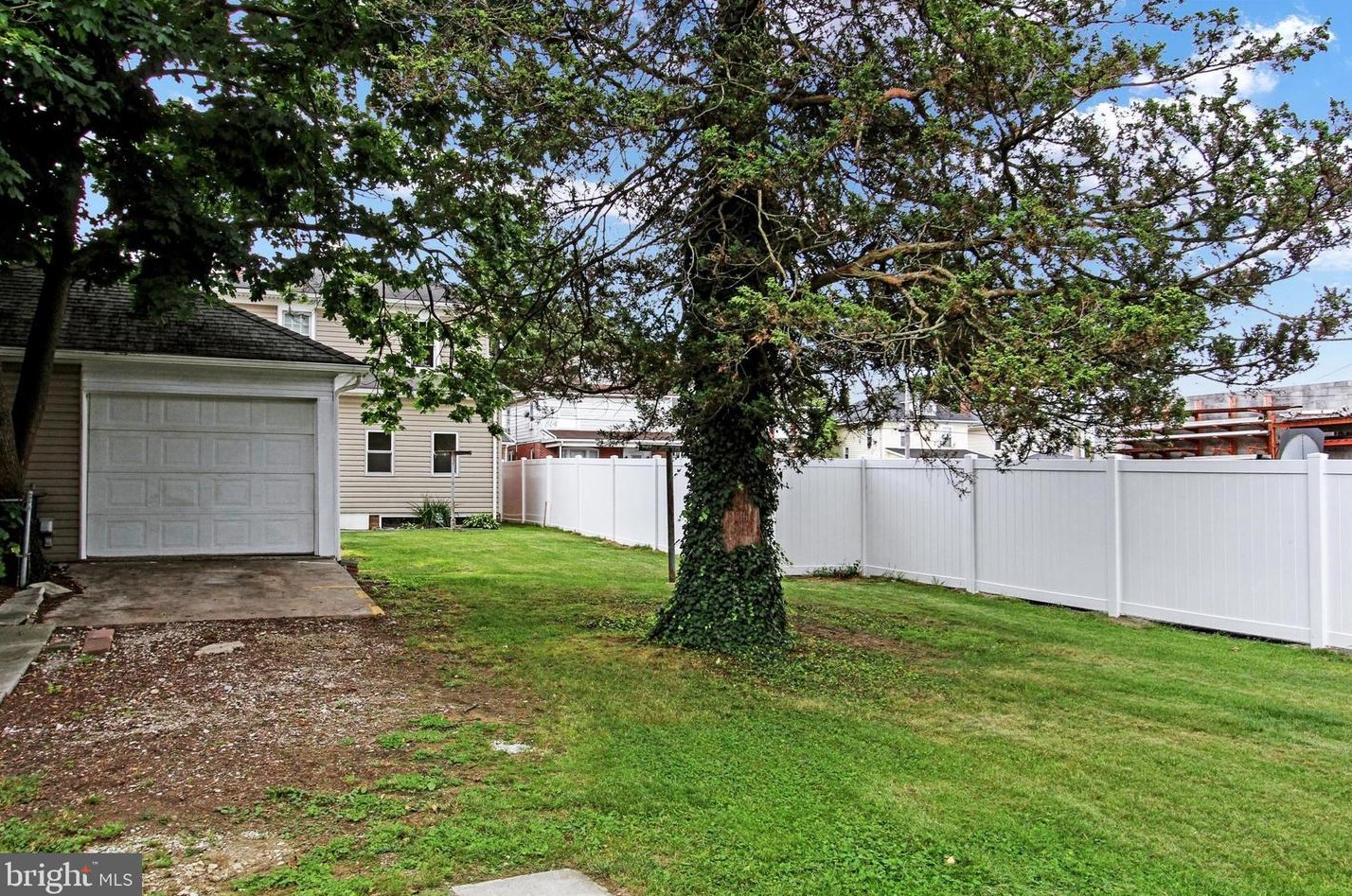 234 Chestnut St, Hanover PA 17331-2249 exterior