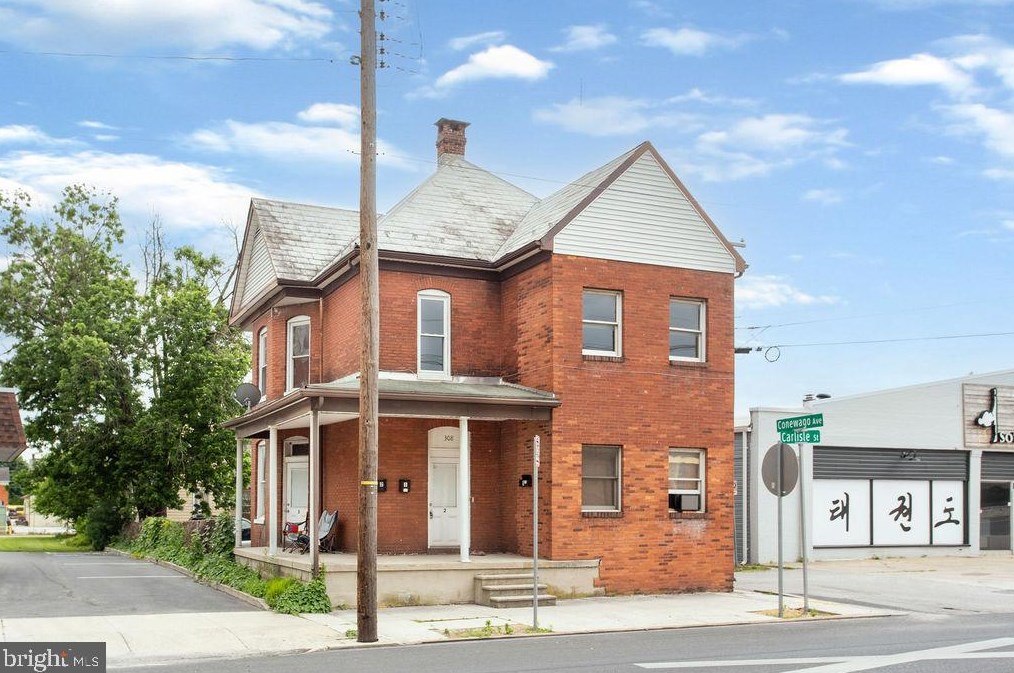 308 Carlisle St, Hanover, PA 17331