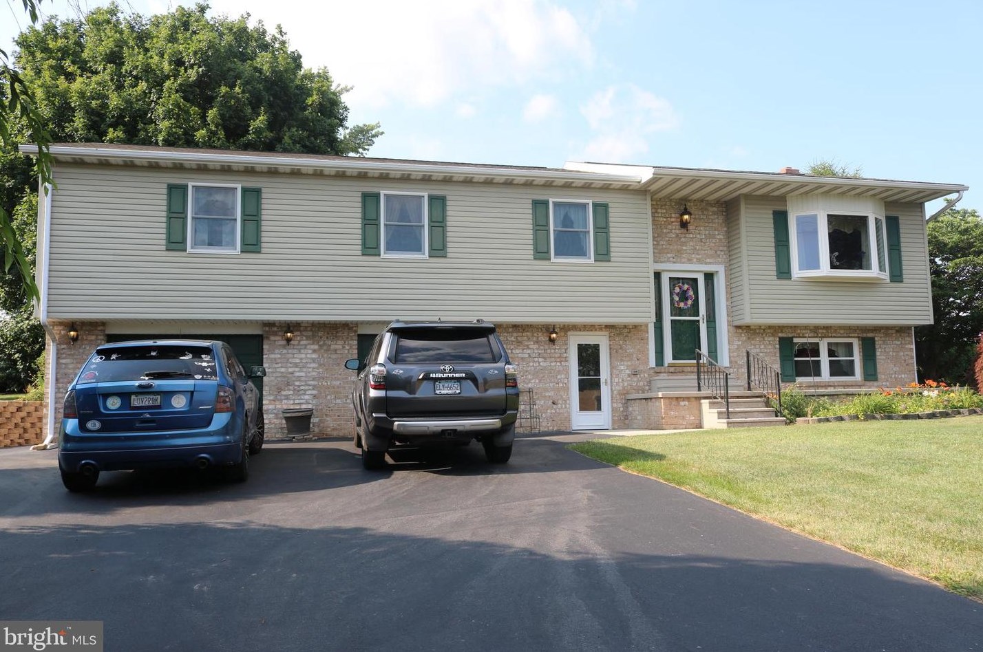624 Fuhrman Mill Rd, Hanover, PA 17331