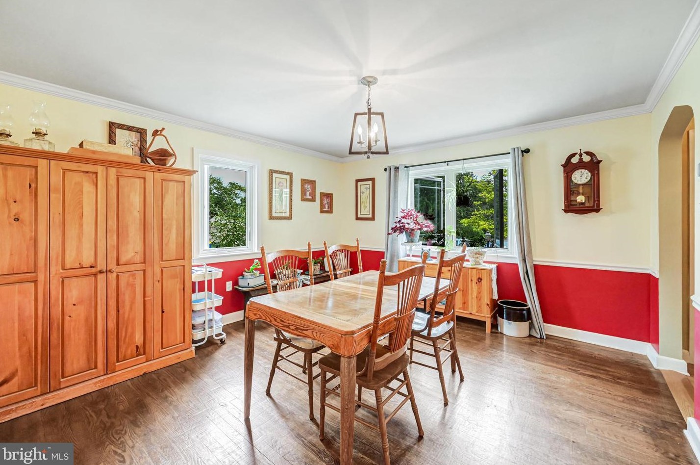 1168 Roth Church Rd, Spring Grove, PA 17362