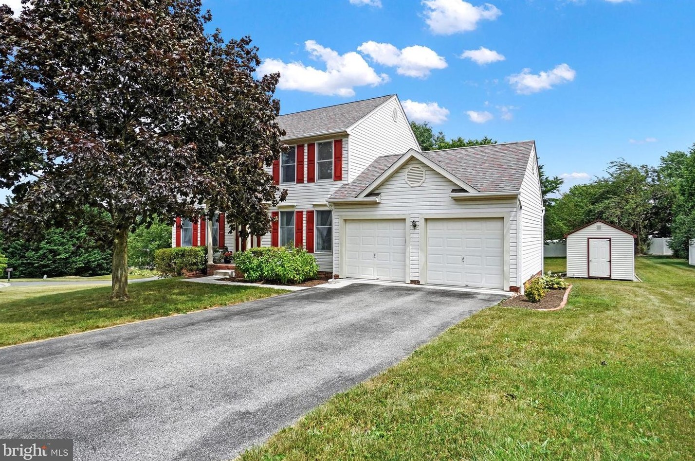 9 Morgan Dr, Shrewsbury, PA 17361