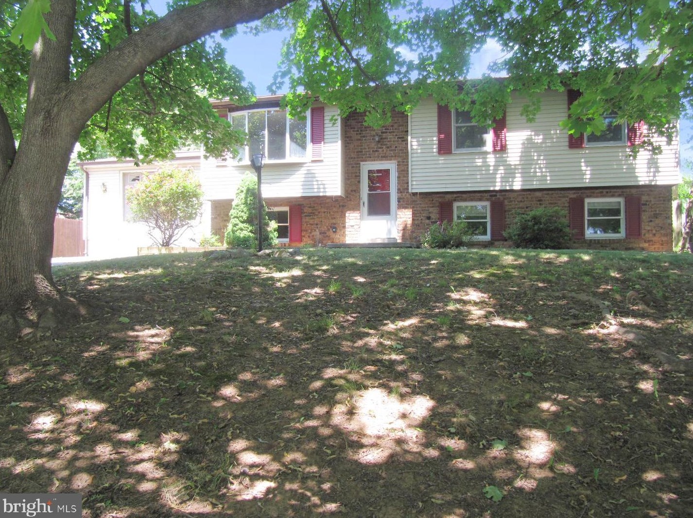 48 Colonial Dr, Hanover, PA 17331