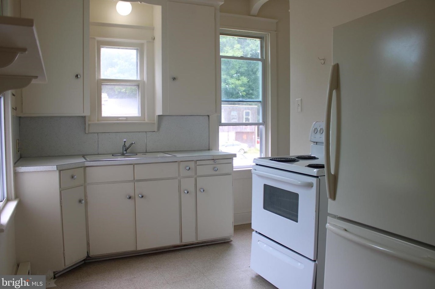 118 E Main St, Bittersville, PA 17366