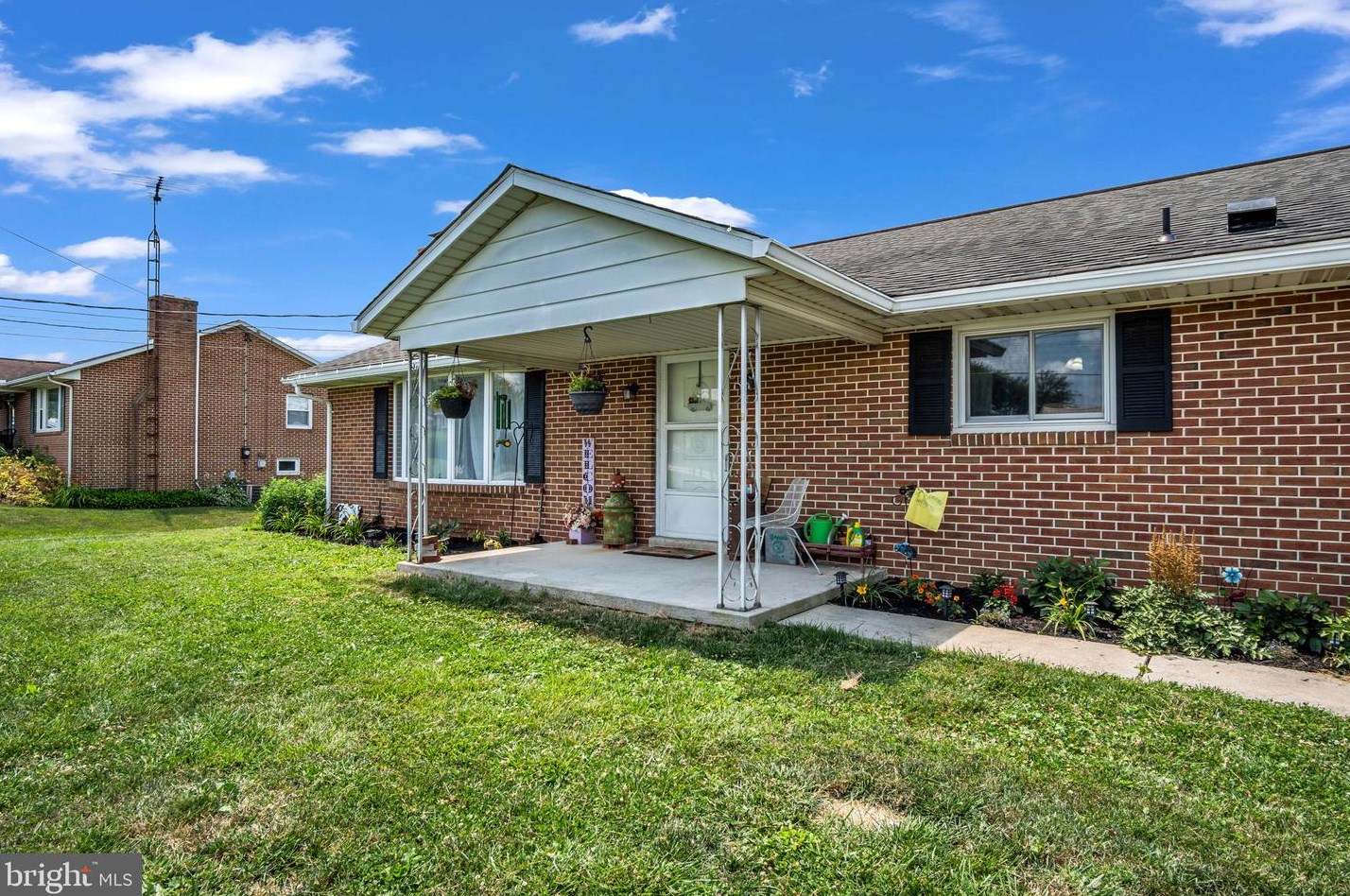 3710 Jefferson Rd, Hametown, PA 17327