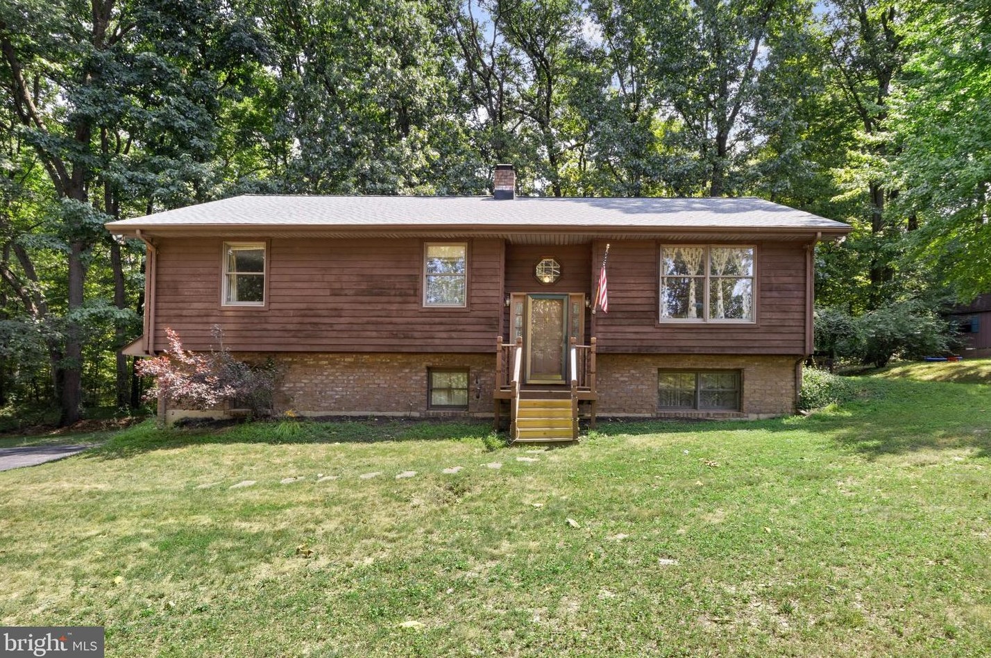 45 Lewis Rd, Bittersville, PA 17366