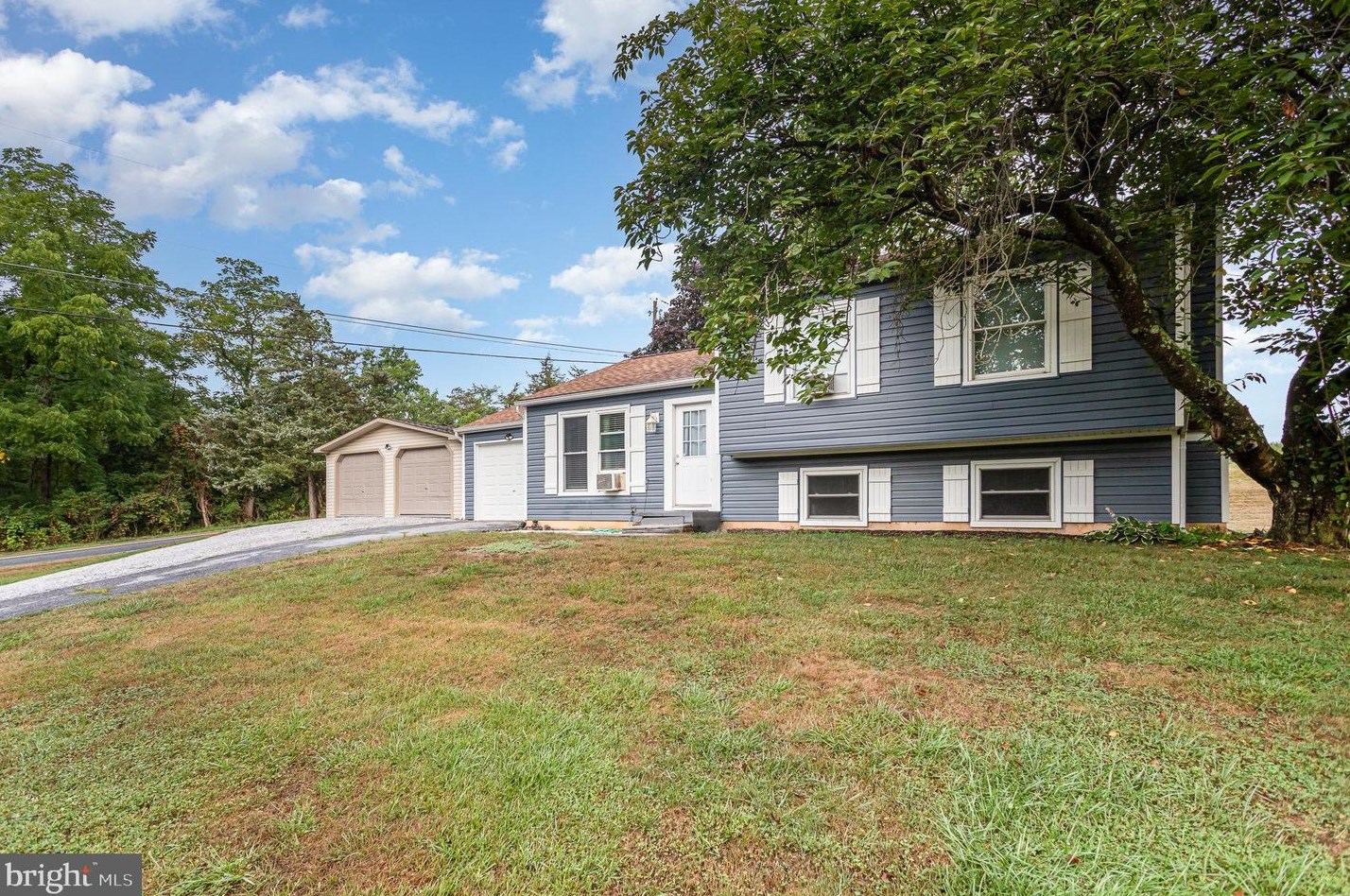 10 Cedar Dr, York Haven PA  17370-9517 exterior