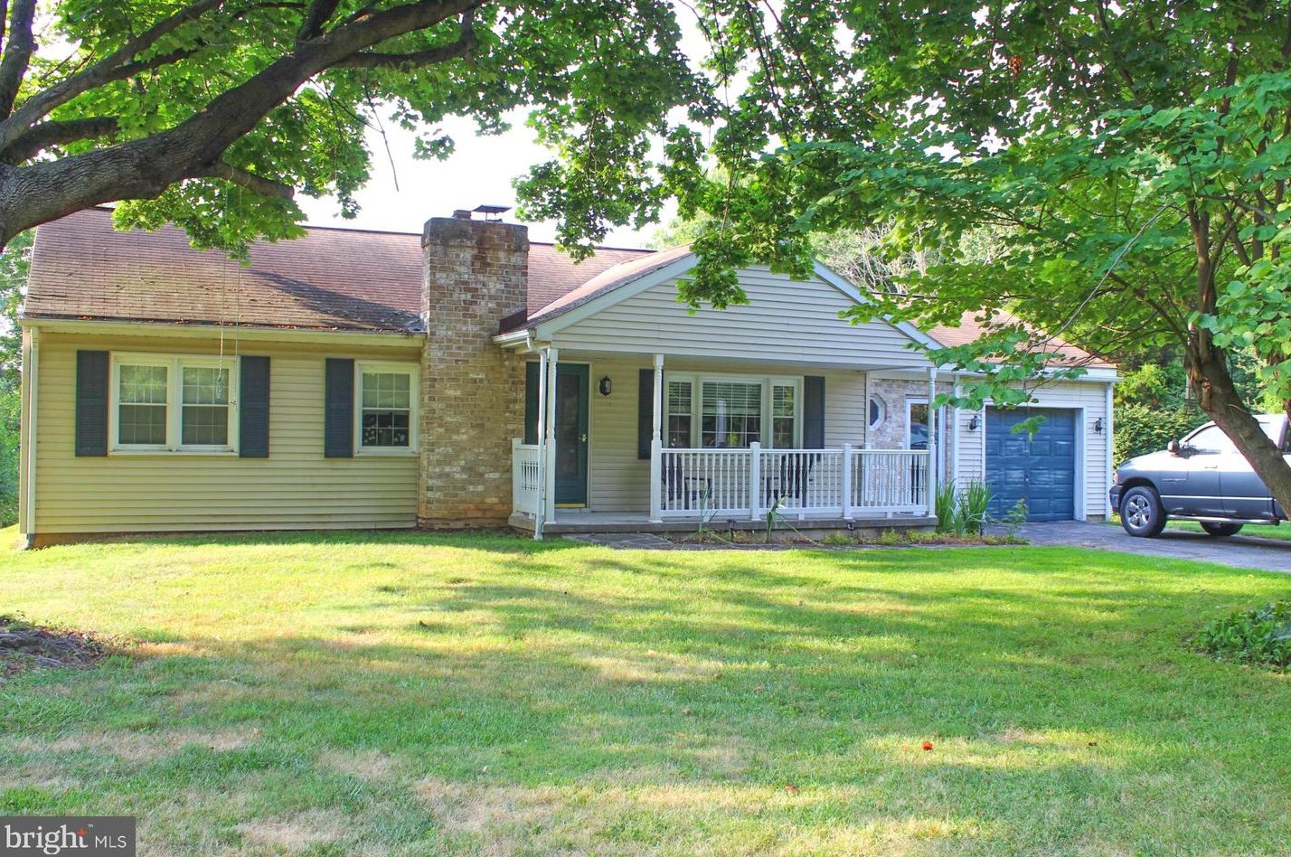 5209 Lehman Rd, Spring Grove, PA 17362