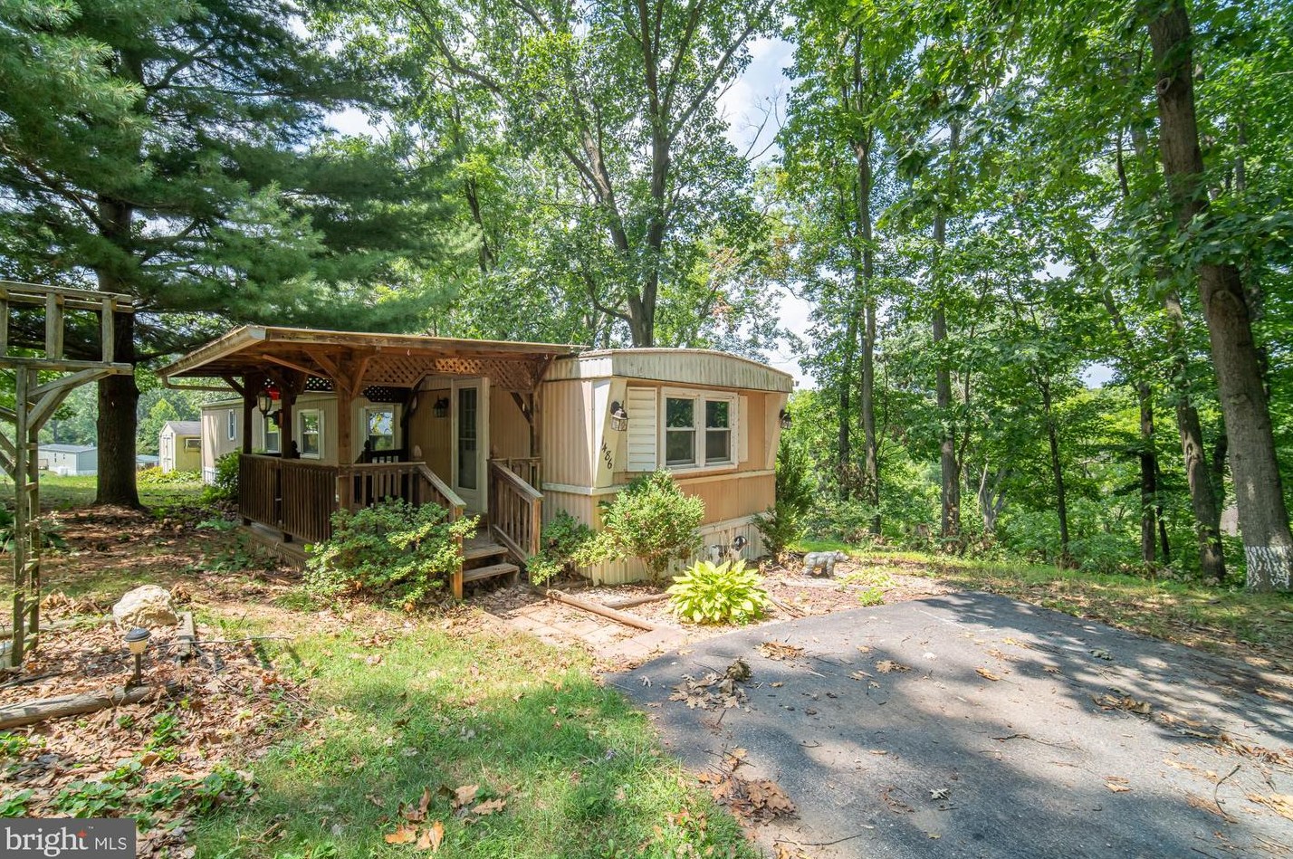 1486 Prayer Mission Rd, York, PA 17406