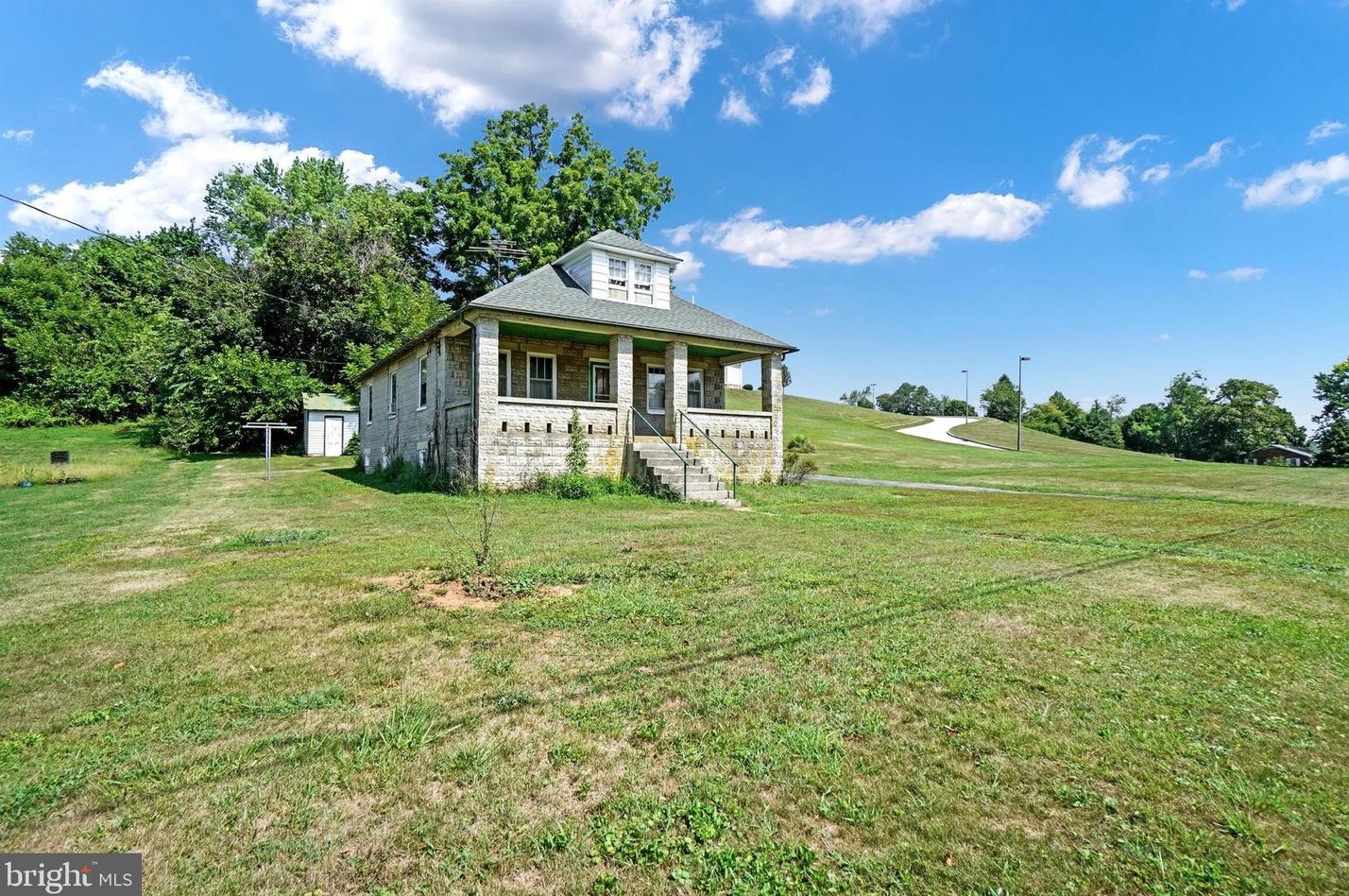 3458 Sticks Rd, Hametown, PA 17327