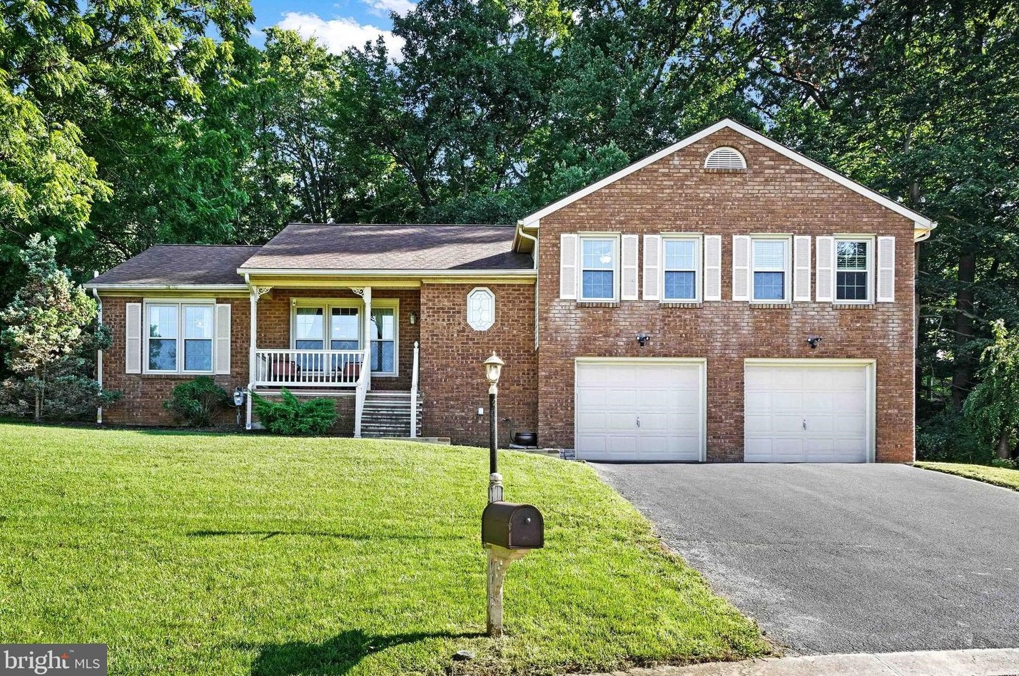 124 Townsend Ct, York, PA 17402