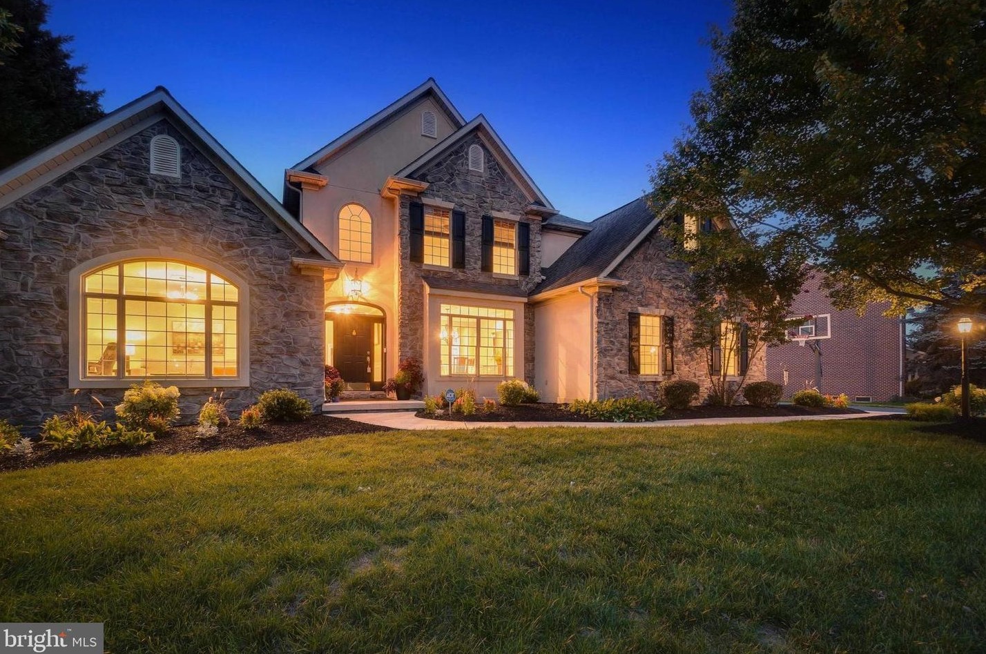 197 Ridgefield Dr, York, PA 17403