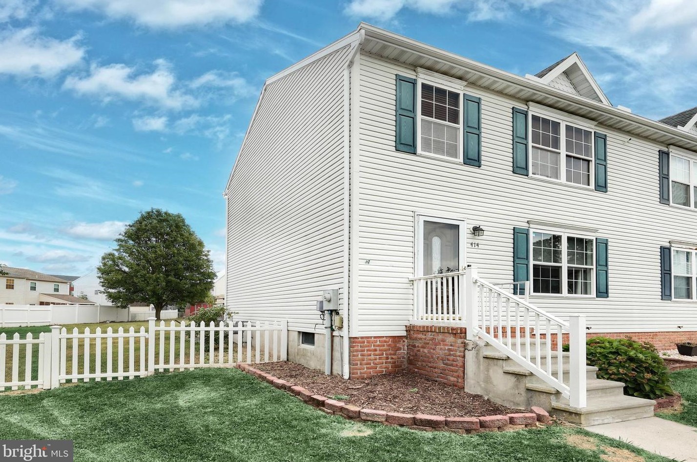 414 Debbie Ct, Hanover, PA 17331