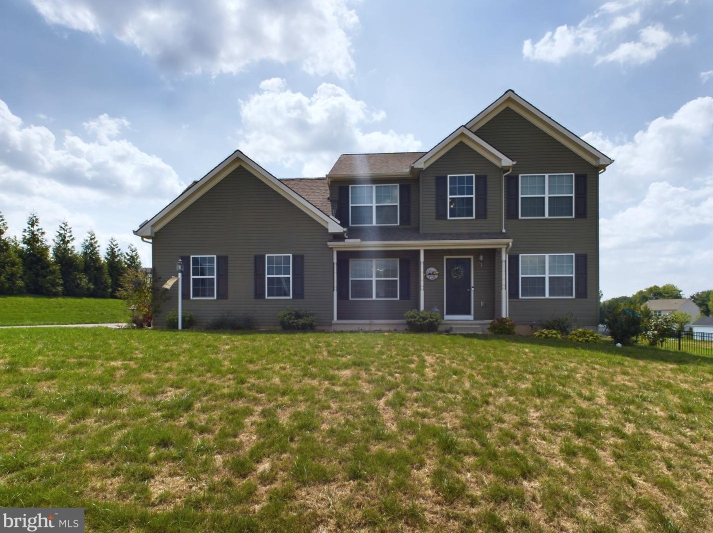 1120 Scarlet Dr, York, PA 17408