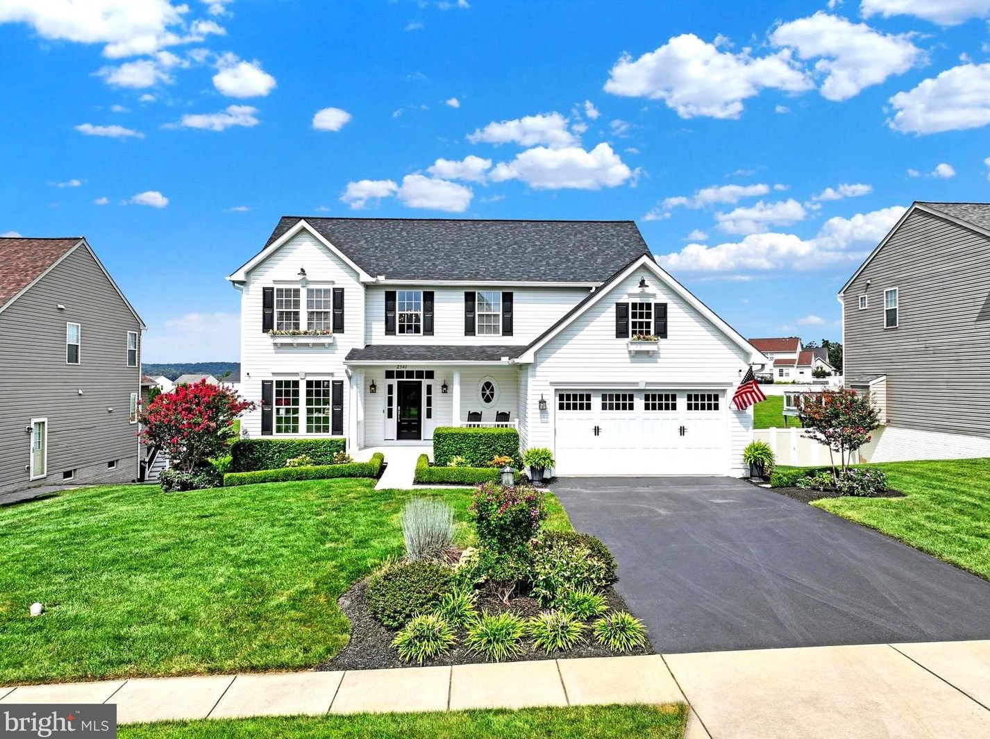 2541 Codorus Ln, Spring Grove, PA 17362