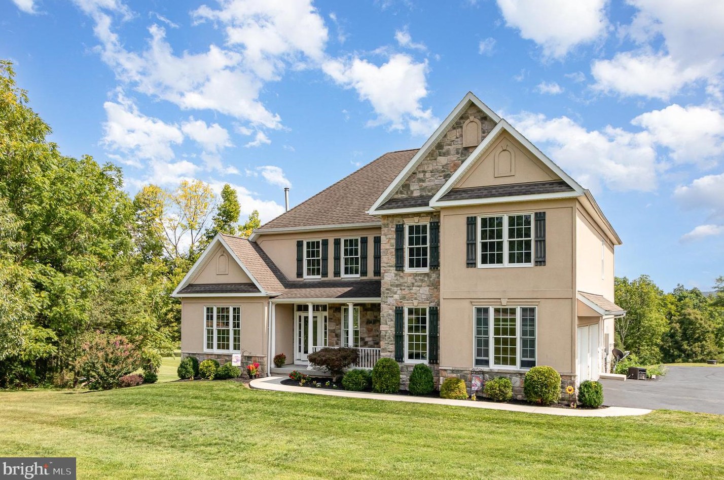 295 W Camping Area Rd, York, PA 17315