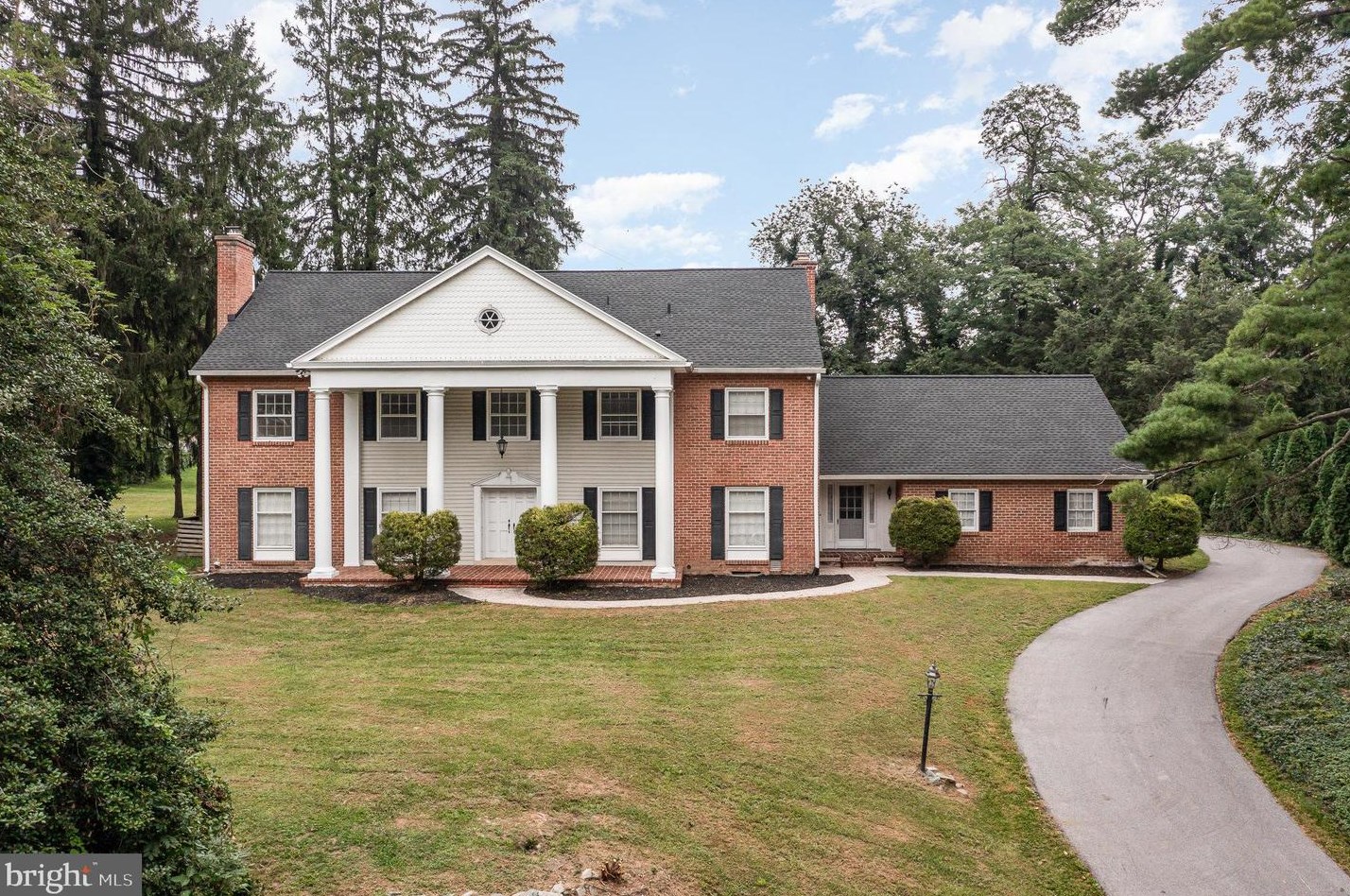 109 Lyn Cir, York, PA 17403