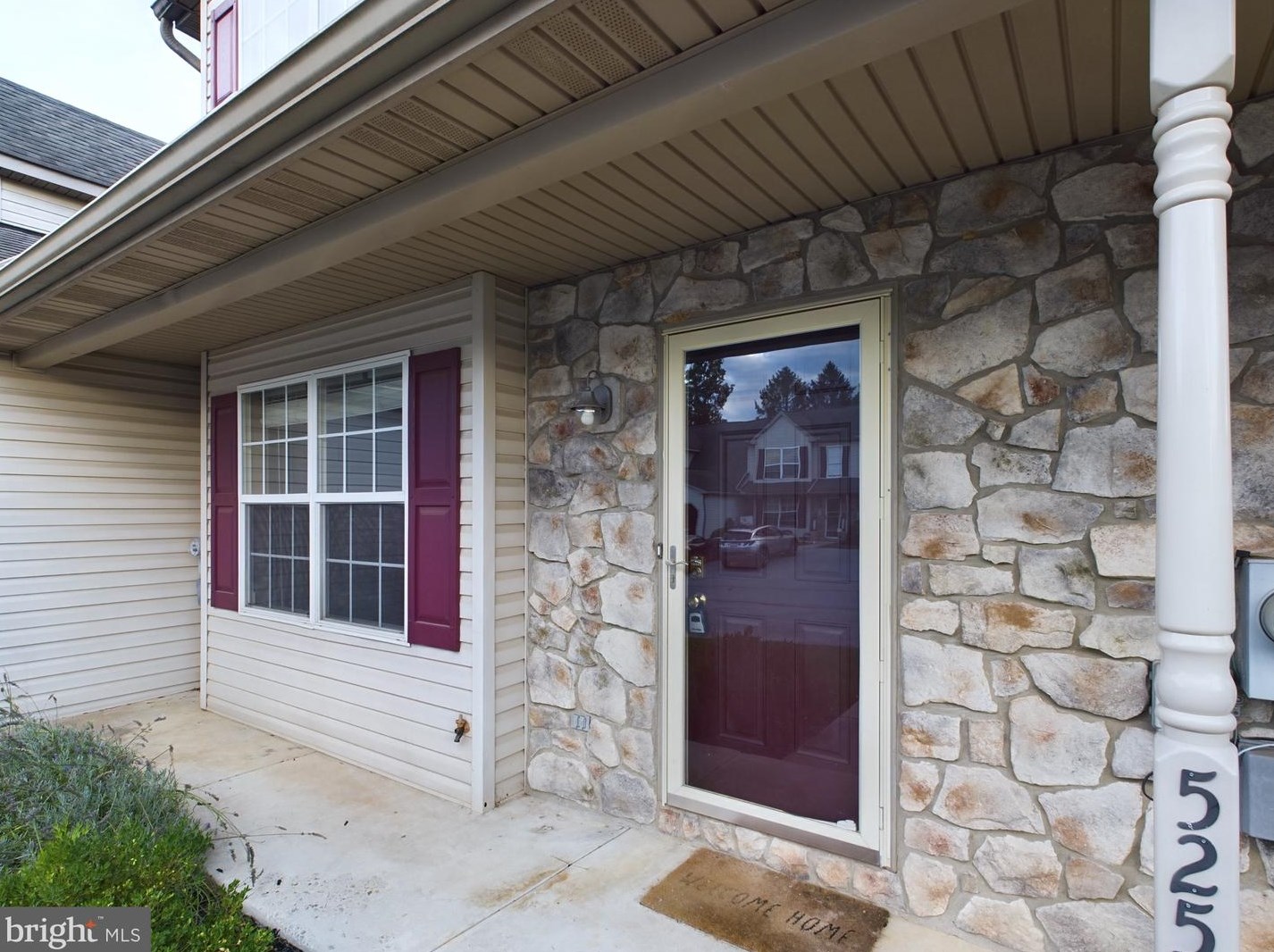 525 Glen Dr #i525, Strinestown, PA 17345