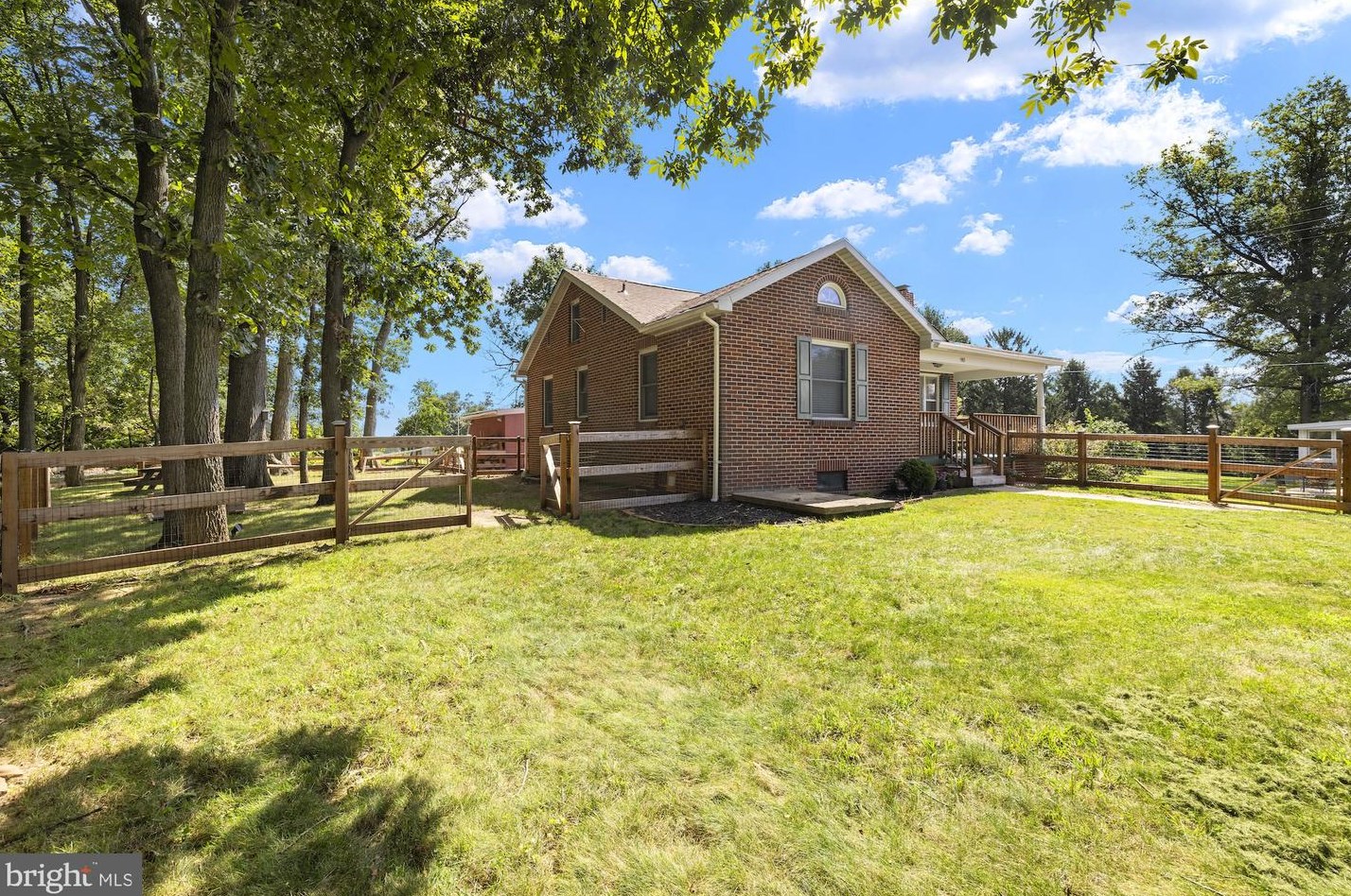 1953 Jefferson Rd, Spring Grove, PA 17362