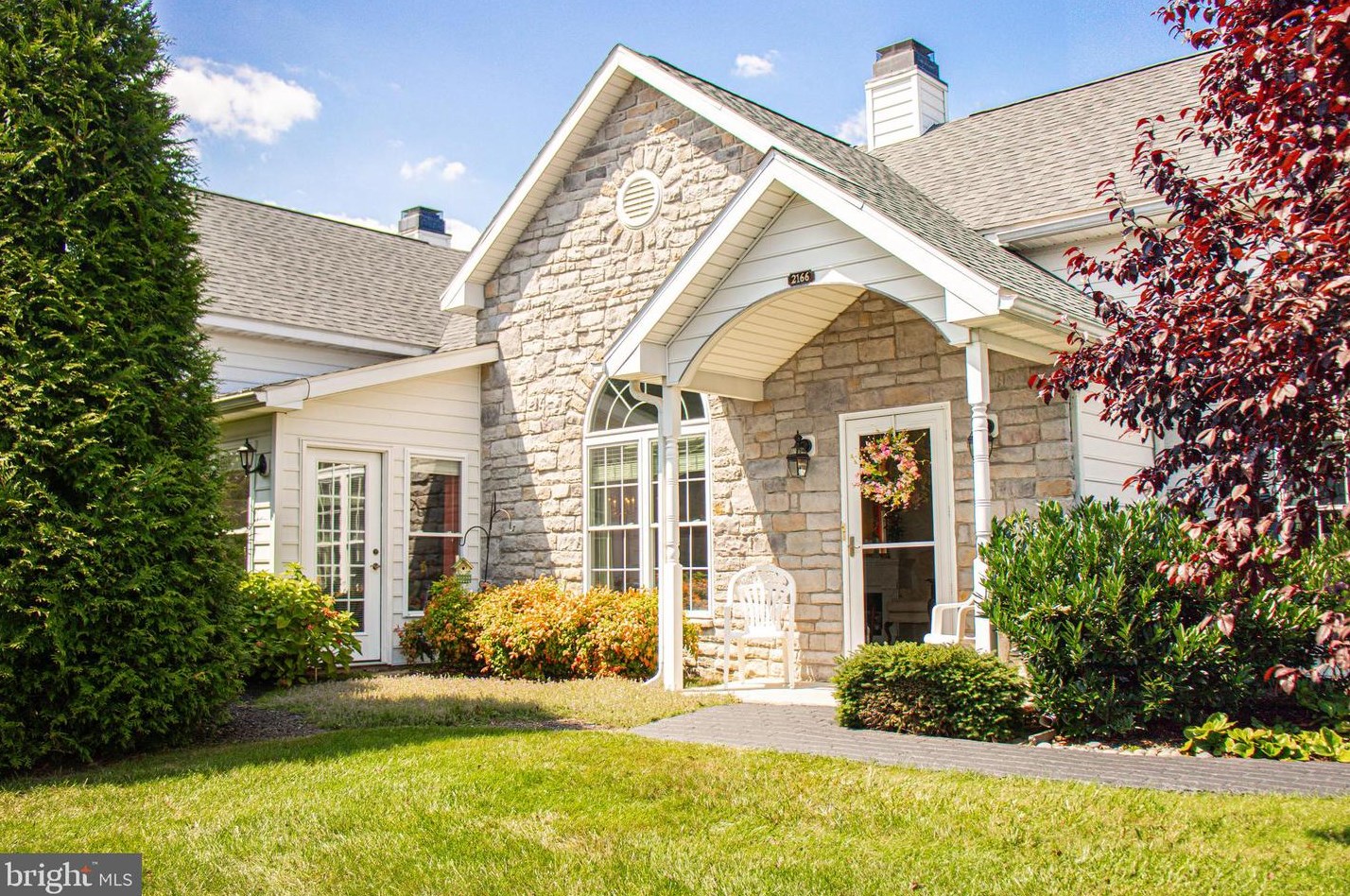 2166 Bayberry Ln #2166, York, PA 17403