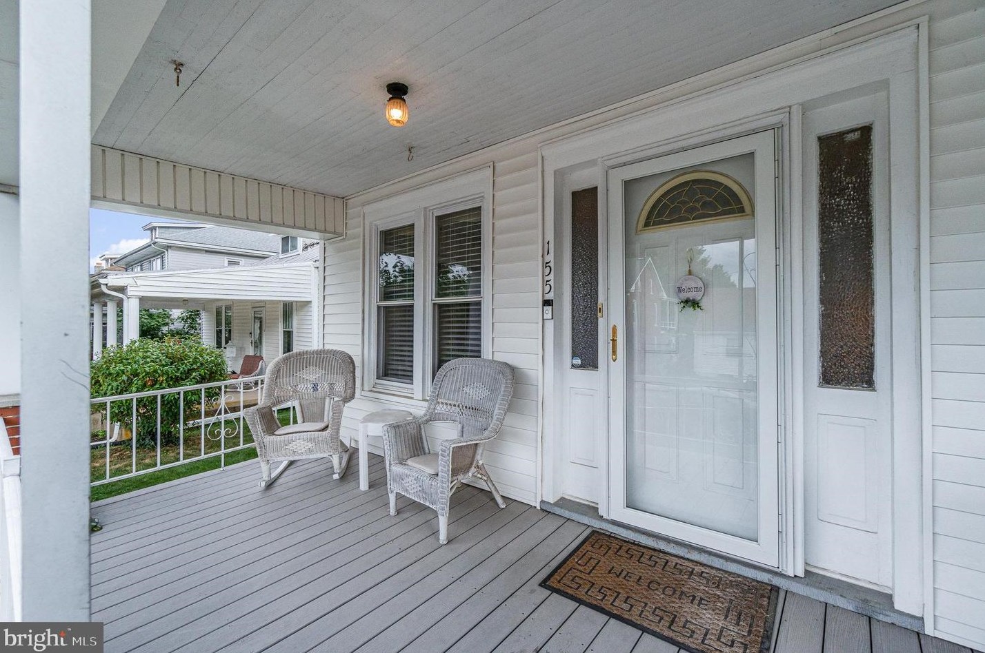 155 N 3rd St, Mount Wolf, PA 17347