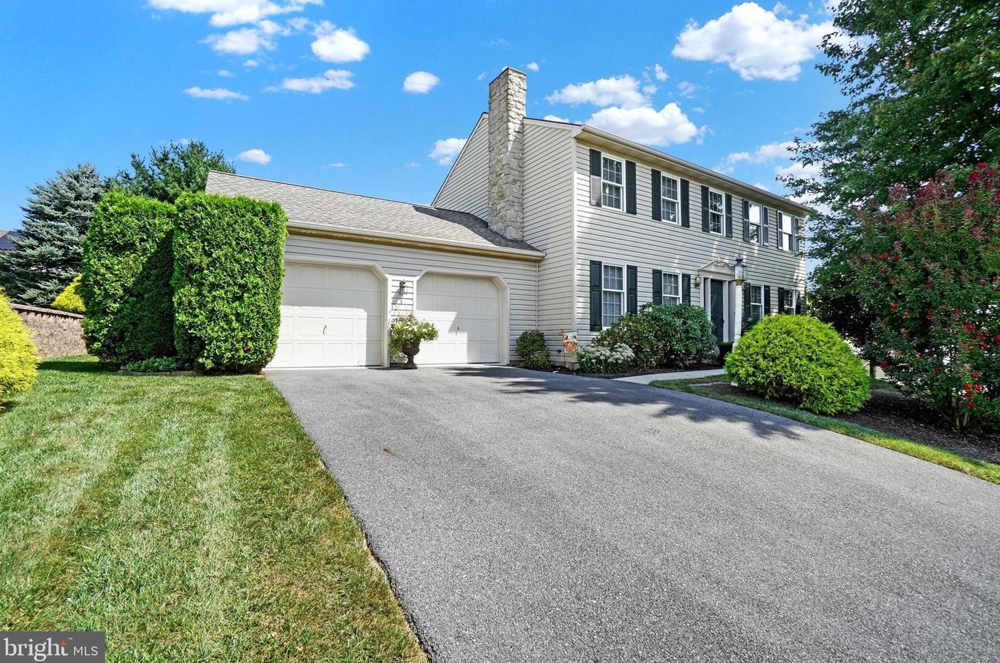 30 Johns Rd, York, PA 17402