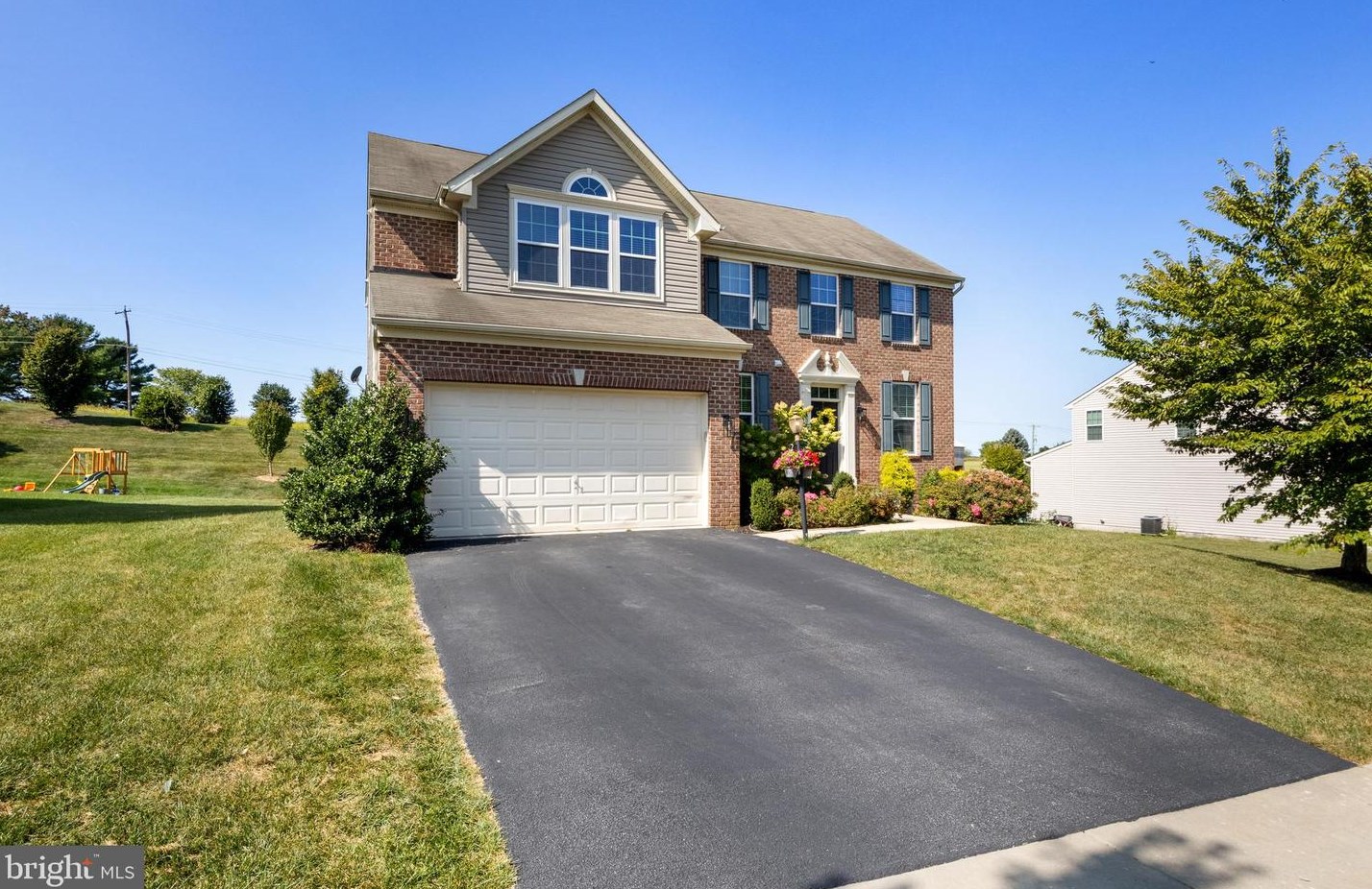 8608 Diamond Run Ct, Seven Valleys, PA 17360