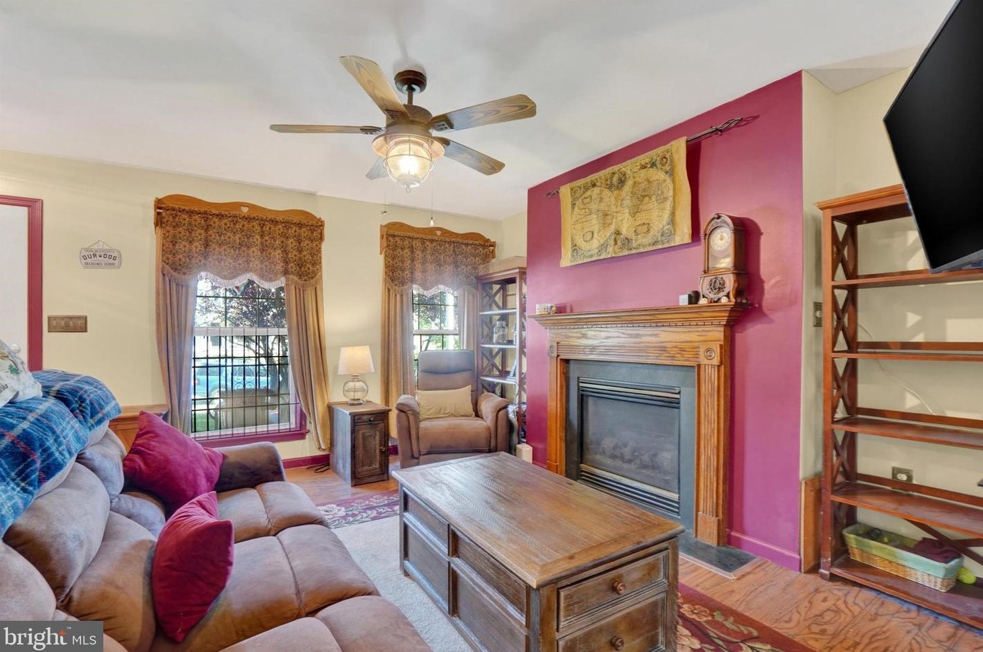 315 Thomas Armor Dr, Bittersville, PA 17366