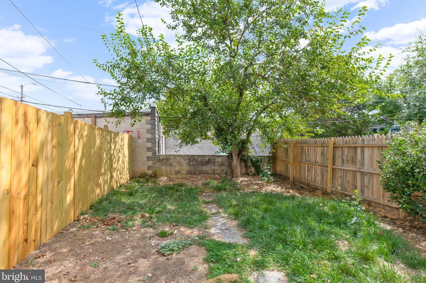 23 Hartley St, York PA  17401-3314 exterior