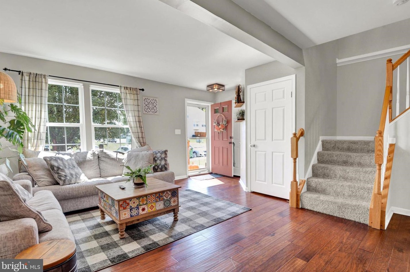 192 Ridgeview Ln, Hanover, PA 17331