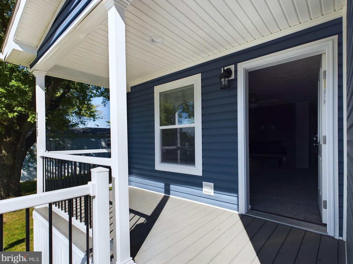 236 Holly Dr, Mount Wolf, PA 17347