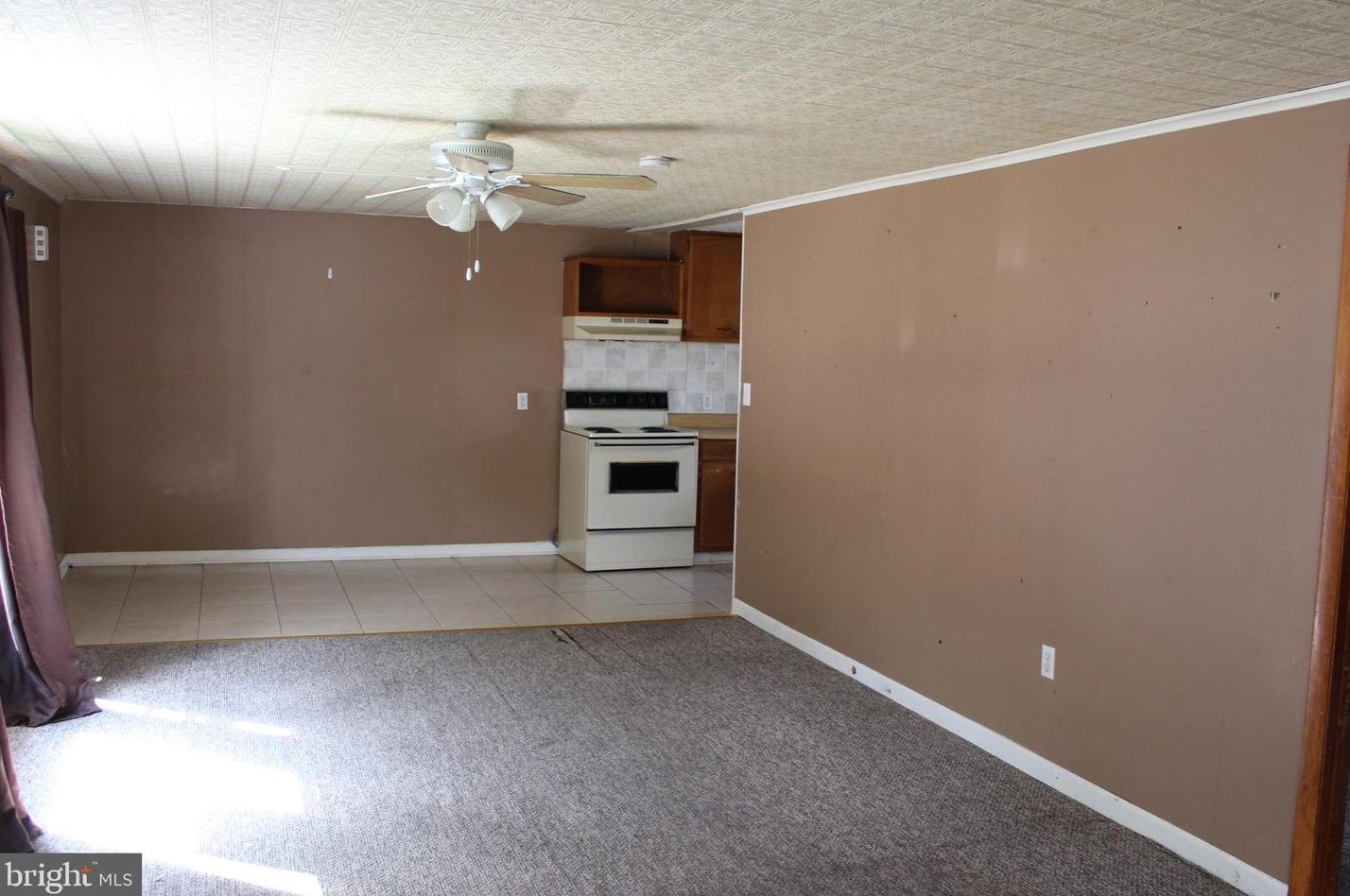 52 N Penn St #a, Bittersville, PA 17366