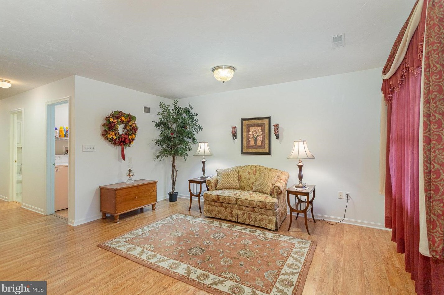 1329 Village Dr #35, Spring Grove, PA 17362