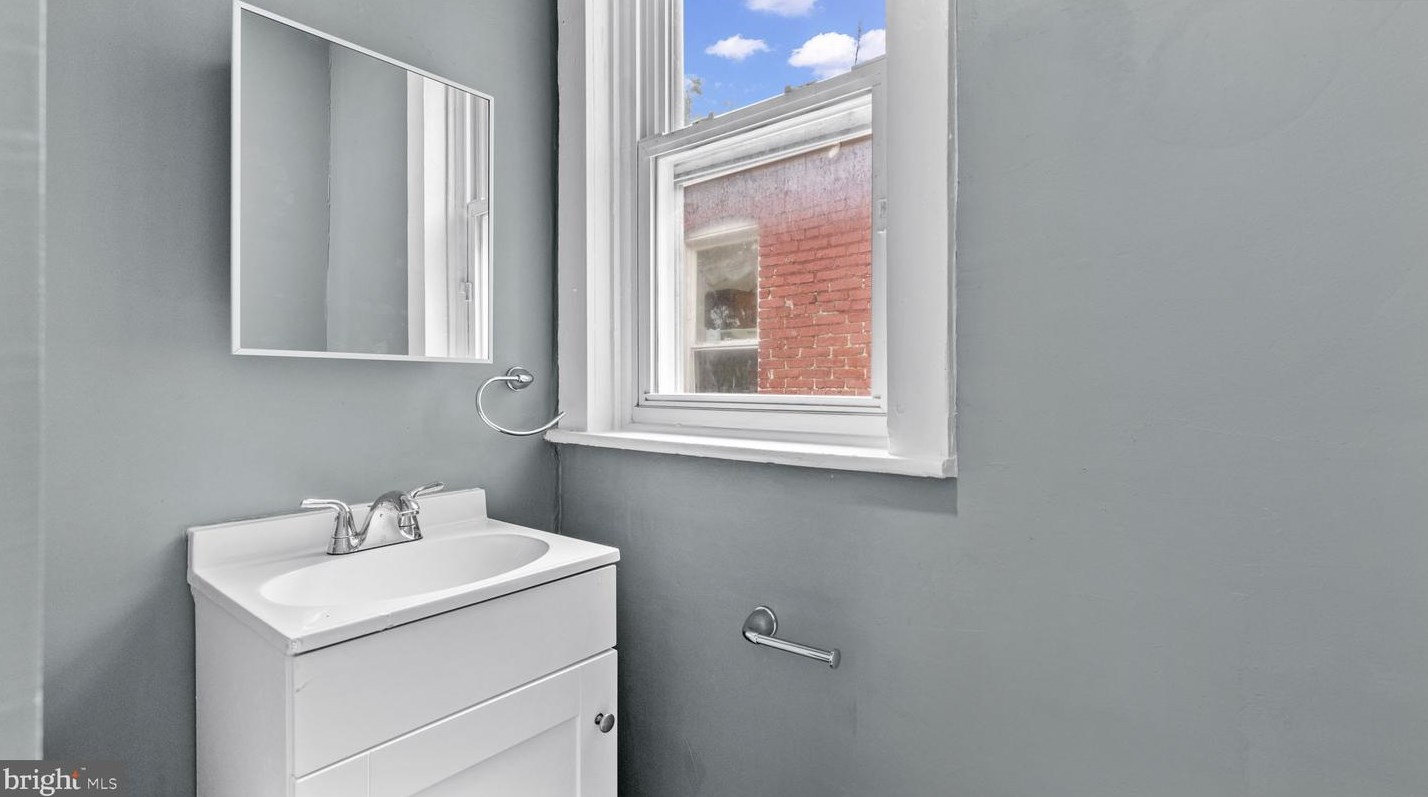 41 Belvidere Ave, York PA 17401-3345 exterior