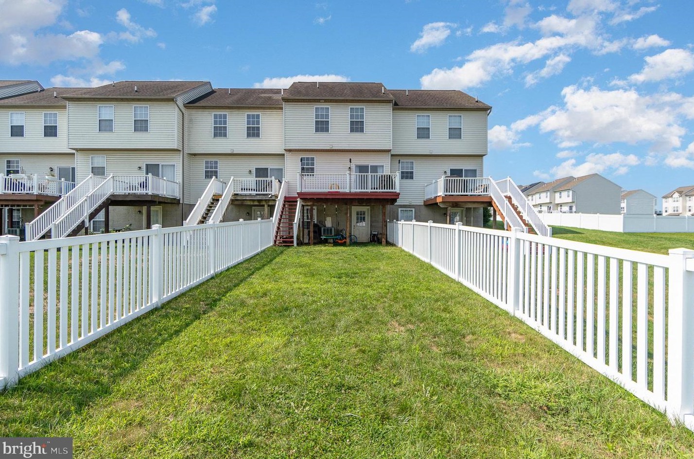 319 Mineral Dr, York, PA 17408