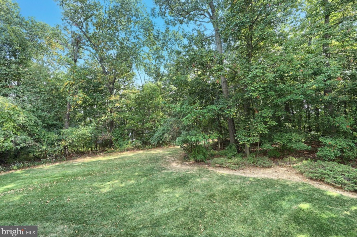 2099 Rosewood Ln, York PA  17403-5900 exterior