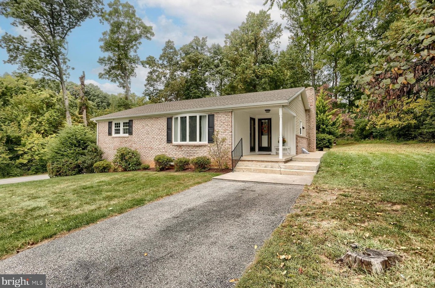 154 Blair Mountain Rd, Siddonsburg, PA 17019