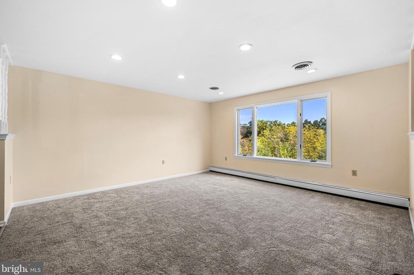 764 Smeltzer Rd, Seven Valleys, PA 17360