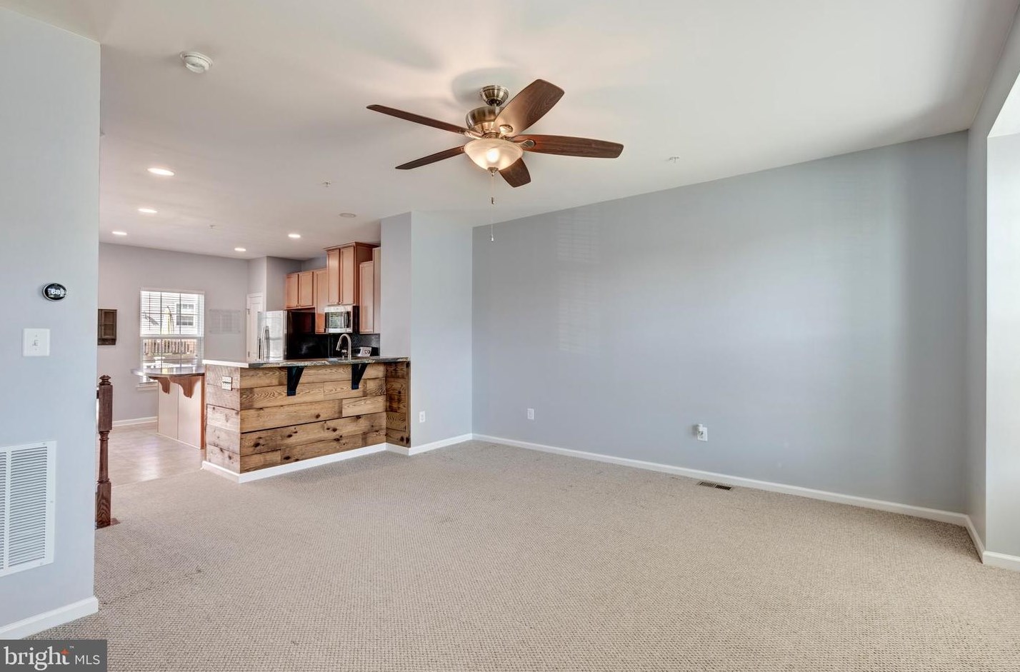 37 Ctr St, Hanover PA 17331-2829 exterior