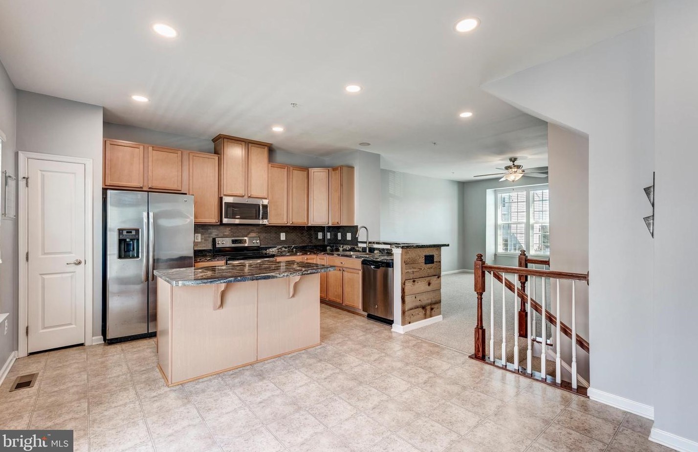 37 Ctr St, Hanover PA 17331-2829 exterior