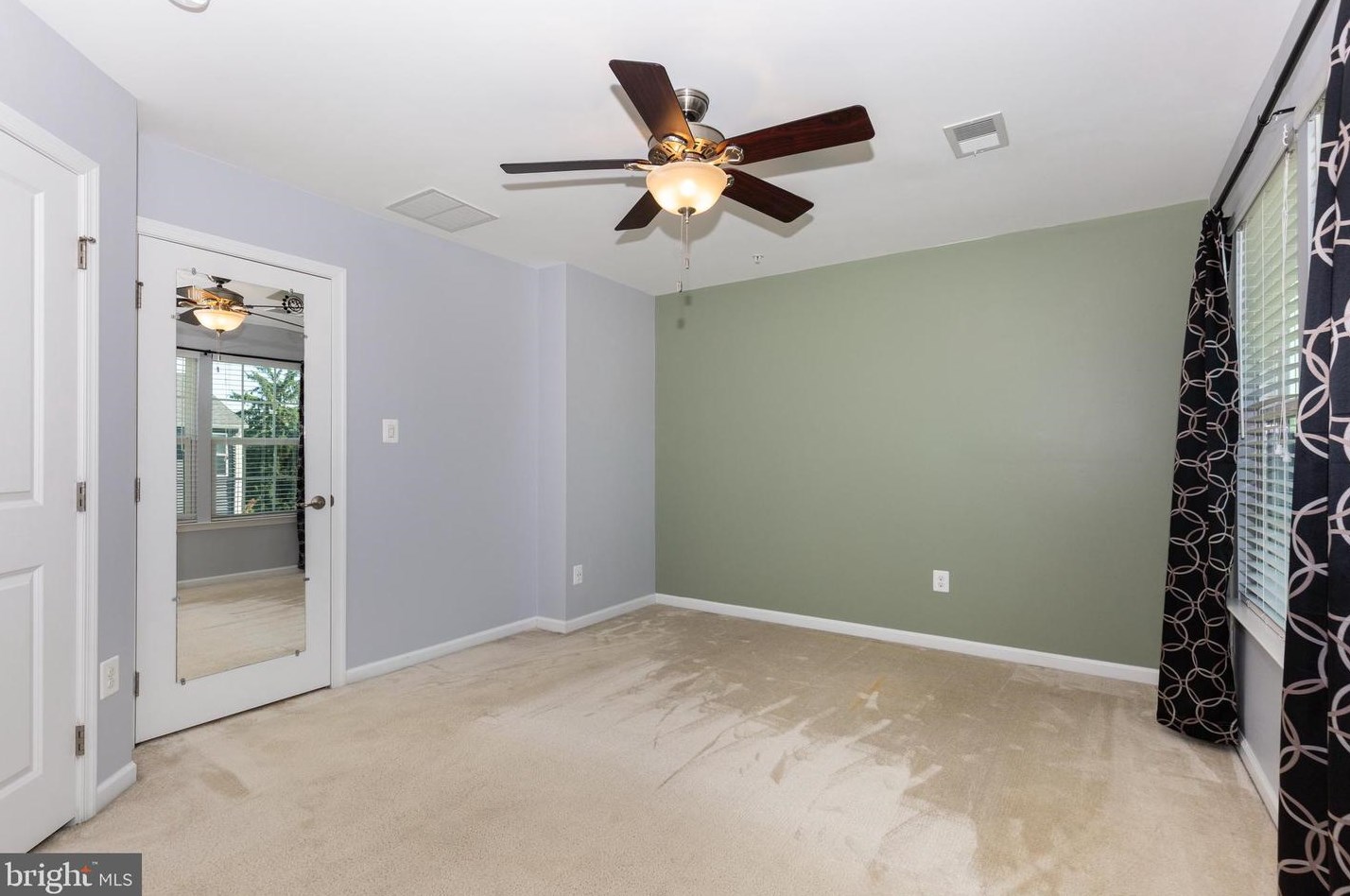 37 Ctr St, Hanover PA 17331-2829 exterior