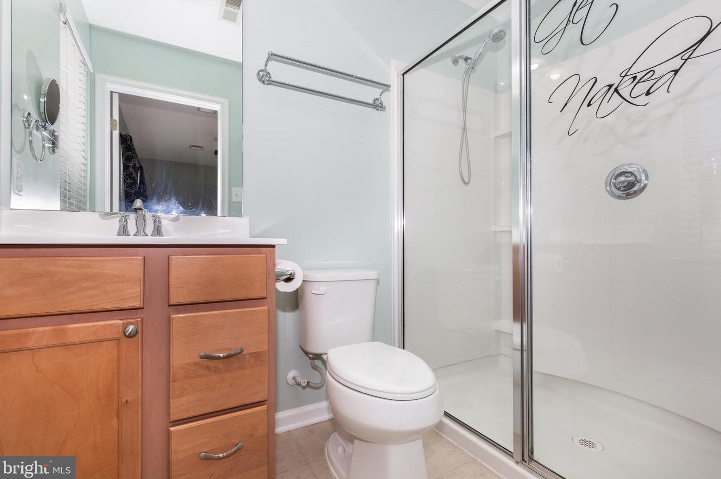 37 Ctr St, Hanover PA 17331-2829 exterior