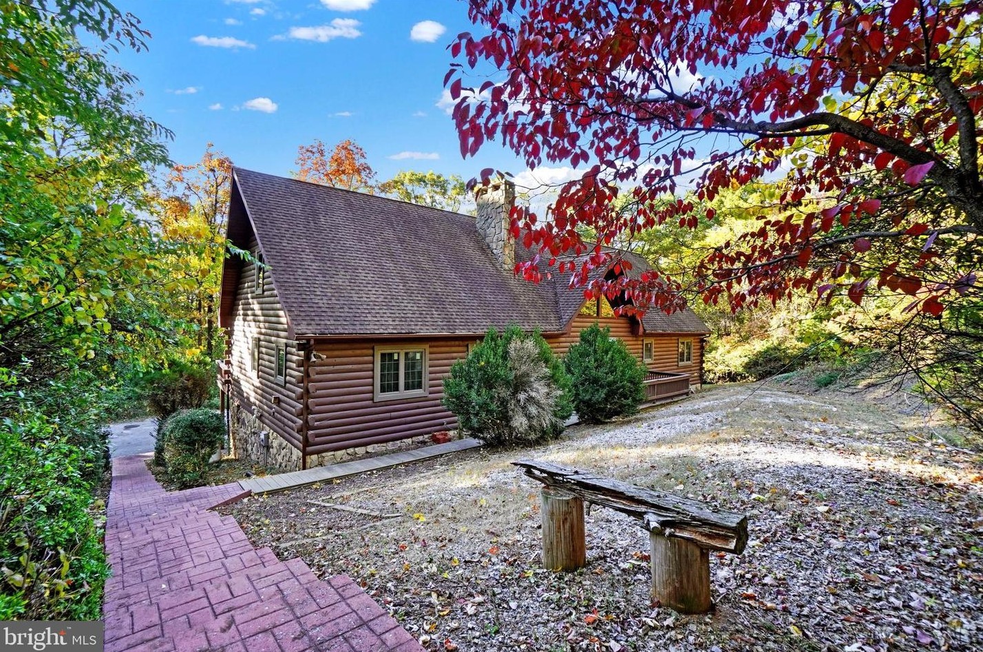 5601 Crone Rd, York, PA 17315