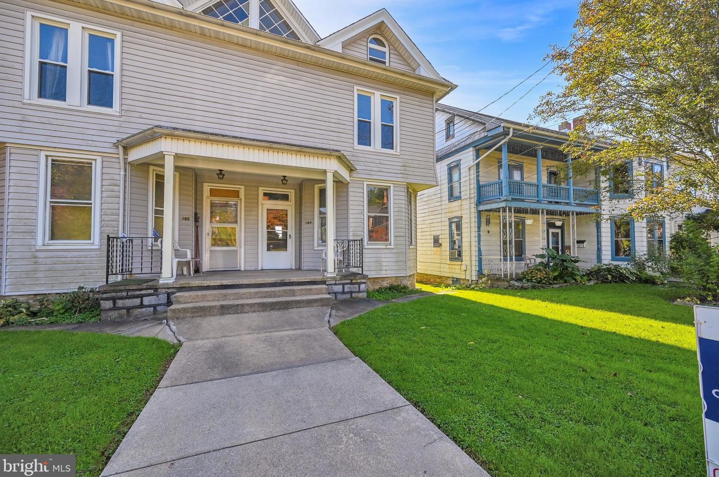 160 Market St, York, PA 17401-1313