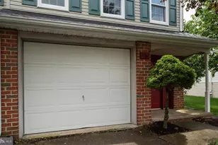 755 Robin Hill Cir, York, PA 17404 - Photo 4