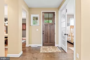 102 Maribel Ln, York, PA 17403 - Photo 6