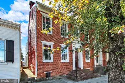 209 Broadway, Hanover, PA 17331 - Photo 2